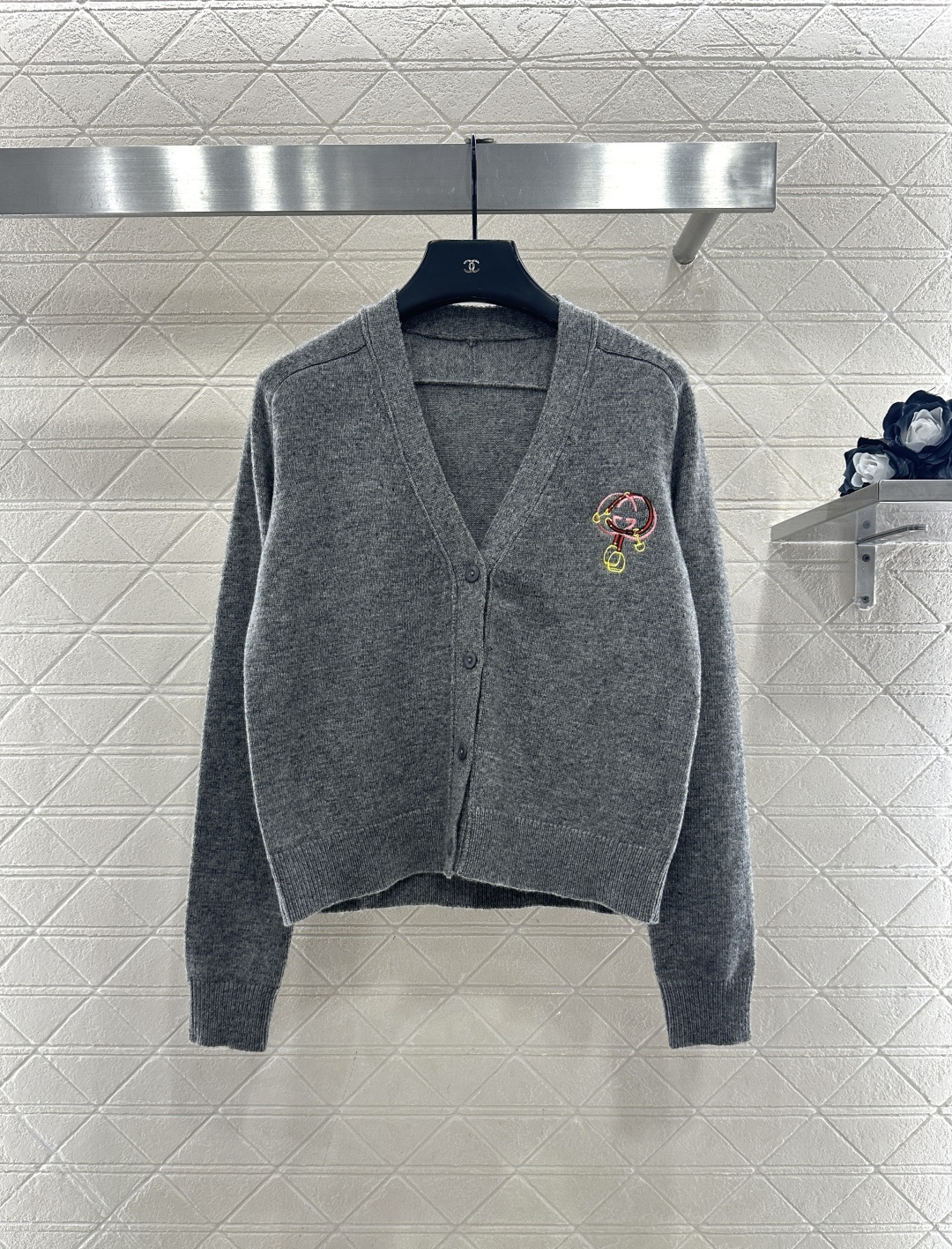 ♥Gucc*♥2026新品上架 贺岁徽标马蹄扣针织开衫新年贺岁限定系列#定制YB羊绒羊毛针织材质，密度细