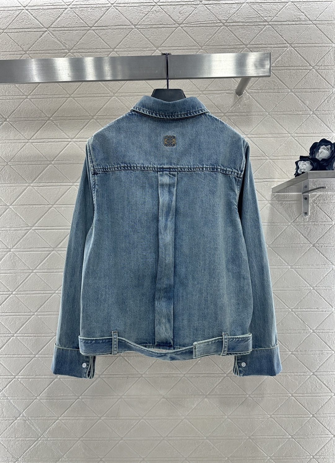 ♥Loew*♥2025新品上架 牛仔衬衫腰带阔腿长裤套装定制YB牛仔斜纹棉材质，透气性佳，柔软亲肤，翻领