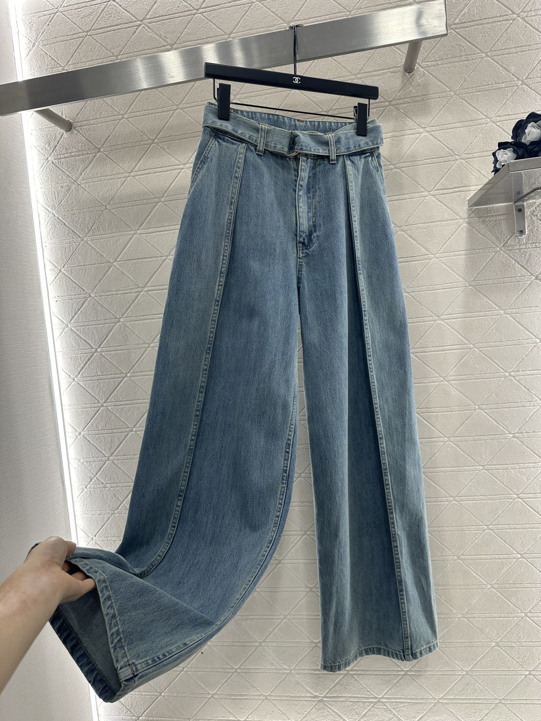 ♥Loew*♥2025新品上架 牛仔衬衫腰带阔腿长裤套装定制YB牛仔斜纹棉材质，透气性佳，柔软亲肤，翻领