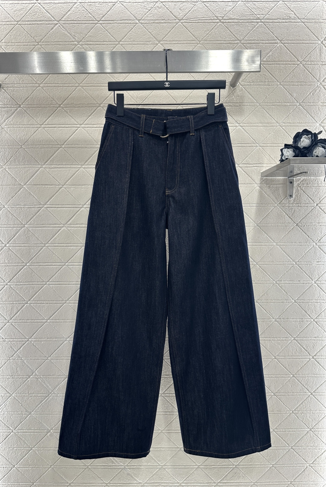 ♥Loew*♥2025新品上架 牛仔衬衫腰带阔腿长裤套装定制YB牛仔斜纹棉材质，透气性佳，柔软亲肤，翻领