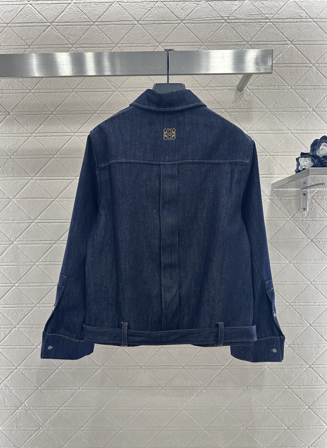 ♥Loew*♥2025新品上架 牛仔衬衫腰带阔腿长裤套装定制YB牛仔斜纹棉材质，透气性佳，柔软亲肤，翻领