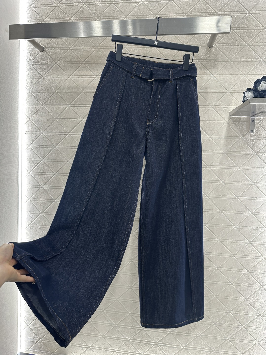 ♥Loew*♥2025新品上架 牛仔衬衫腰带阔腿长裤套装定制YB牛仔斜纹棉材质，透气性佳，柔软亲肤，翻领