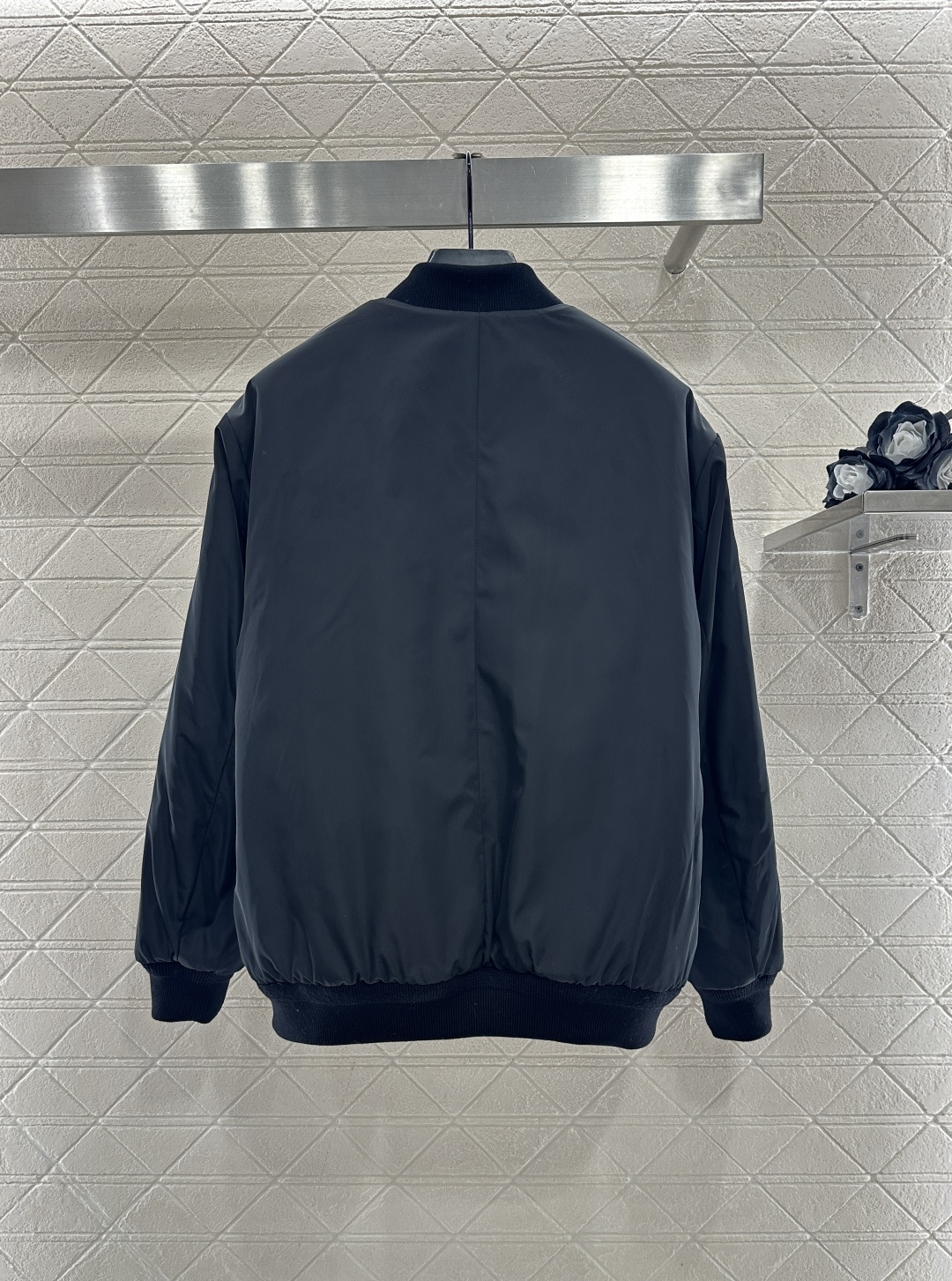 ♥Prad*♥2025新品上架 两面穿环保皮毛羽绒服定制YB进口环保皮毛➕防风防水尼龙材质，羽绒填充内里