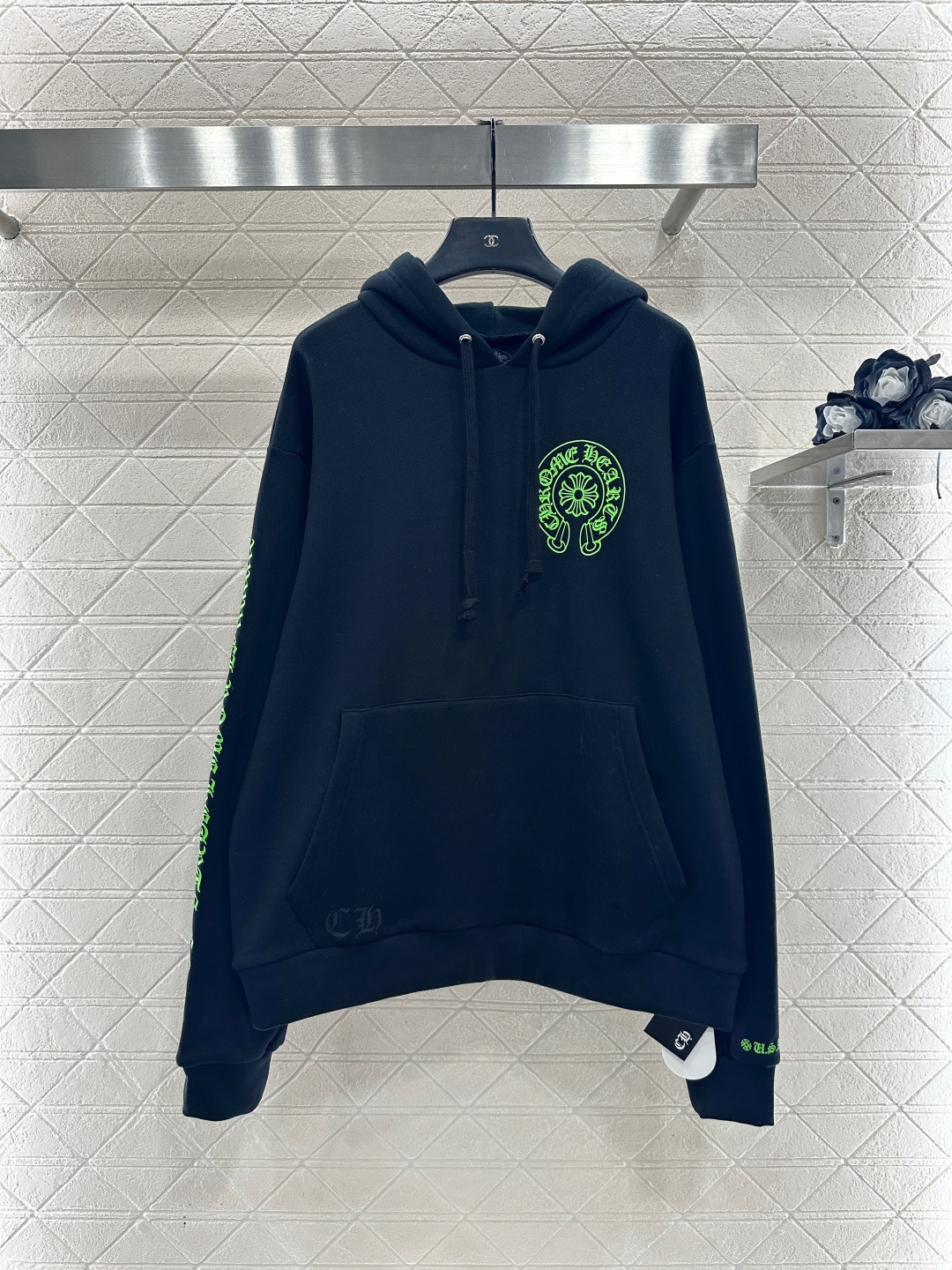 ♥Chrome hear*♥2025新品上架 十字架连帽抽绳卫衣定制YB原生全棉材质，穿搭舒适，质感十足