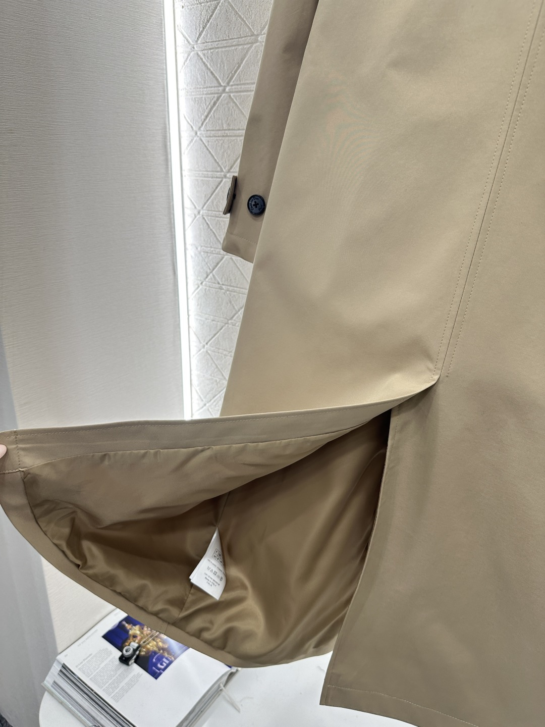 ♥Dio*♥2025新品上架围脖翻领双排扣长款风衣定制YB进口风衣材质，挺括有型，质感高级，翻领枪驳领长