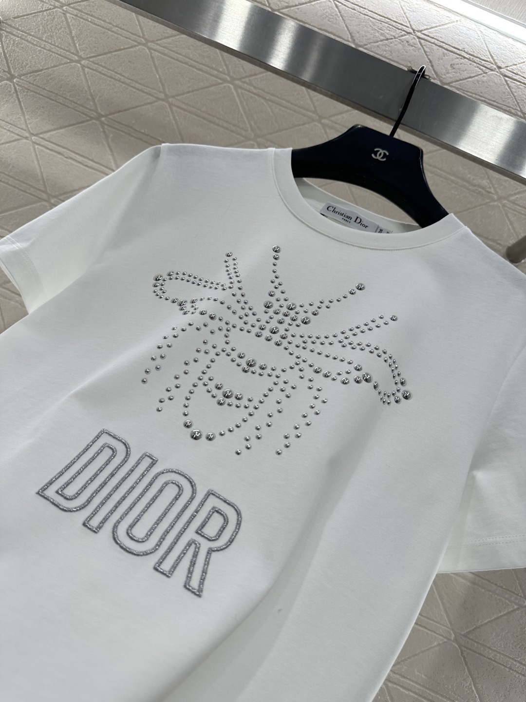 ♥Dio*♥2026新品上架 圆领柳丁徽标𝑇𝑒𝑒定制YB丝光全棉材质，质感细腻，舒适透气，常规短袖裁剪，