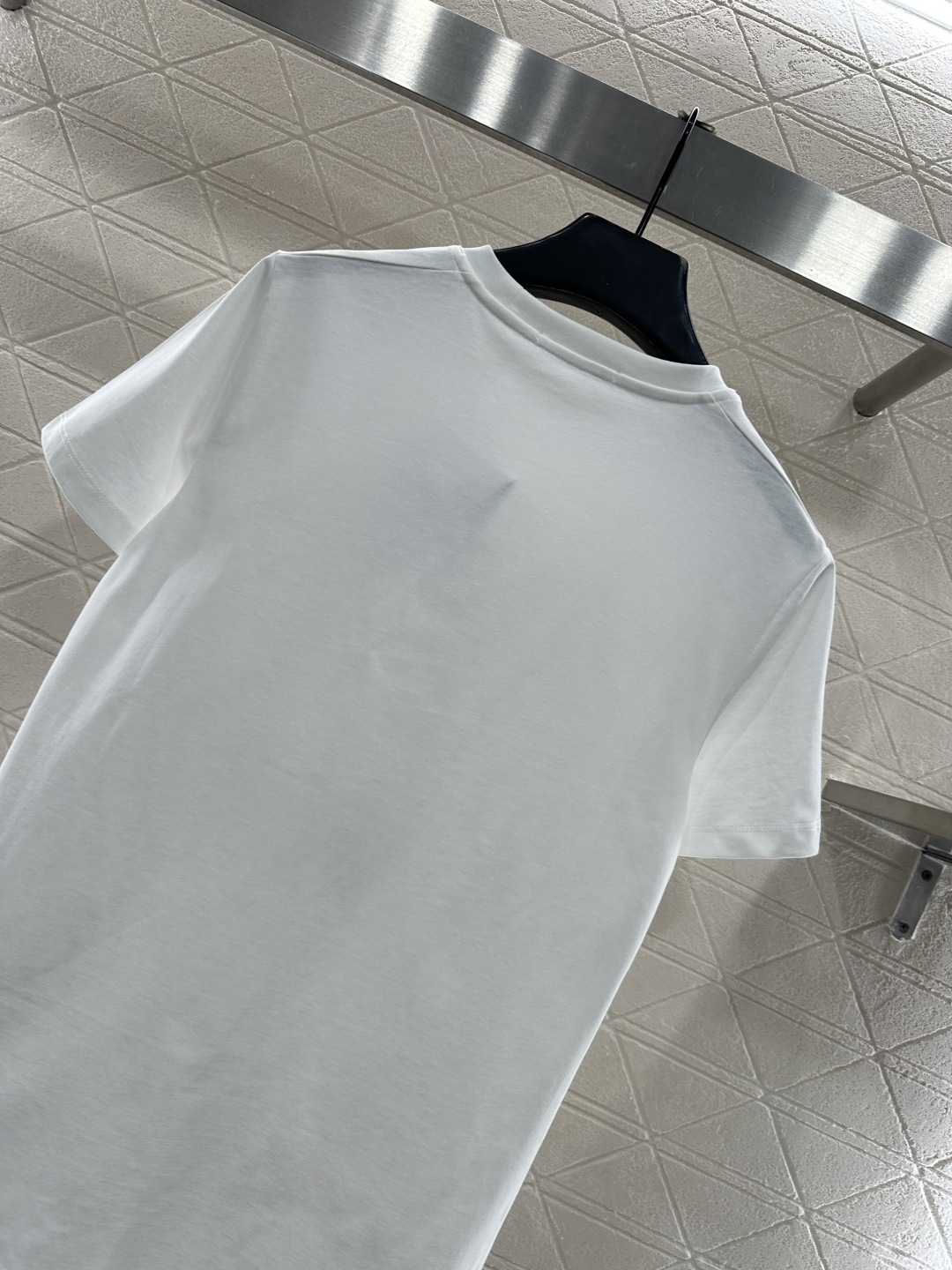 ♥Dio*♥2026新品上架 圆领柳丁徽标𝑇𝑒𝑒定制YB丝光全棉材质，质感细腻，舒适透气，常规短袖裁剪，