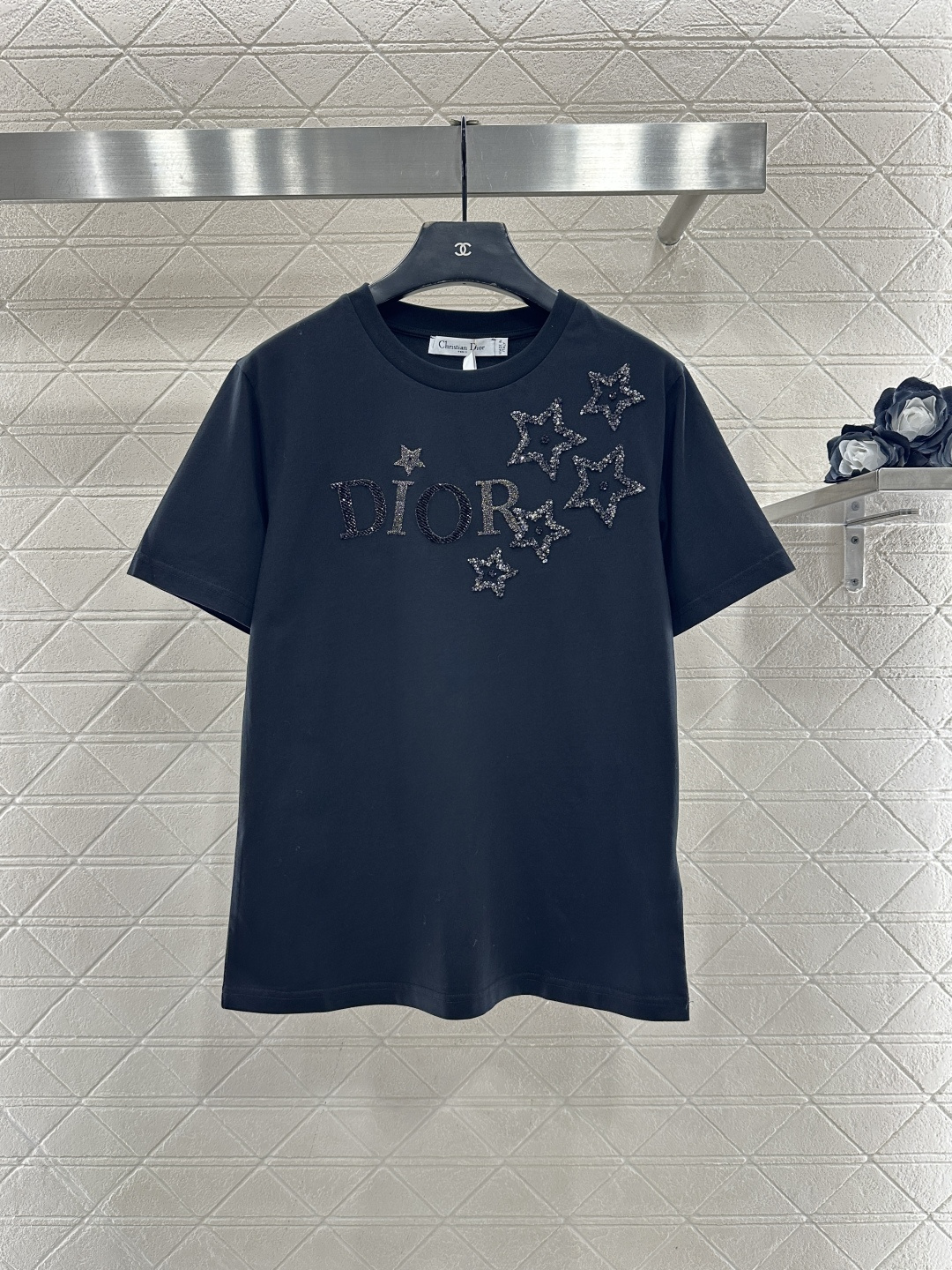 ♥Dio*♥2026新品上架 圆领钉珠亮片徽标𝑇𝑒𝑒定制YB丝光全棉材质，质感细腻，舒适透气，常规短袖裁