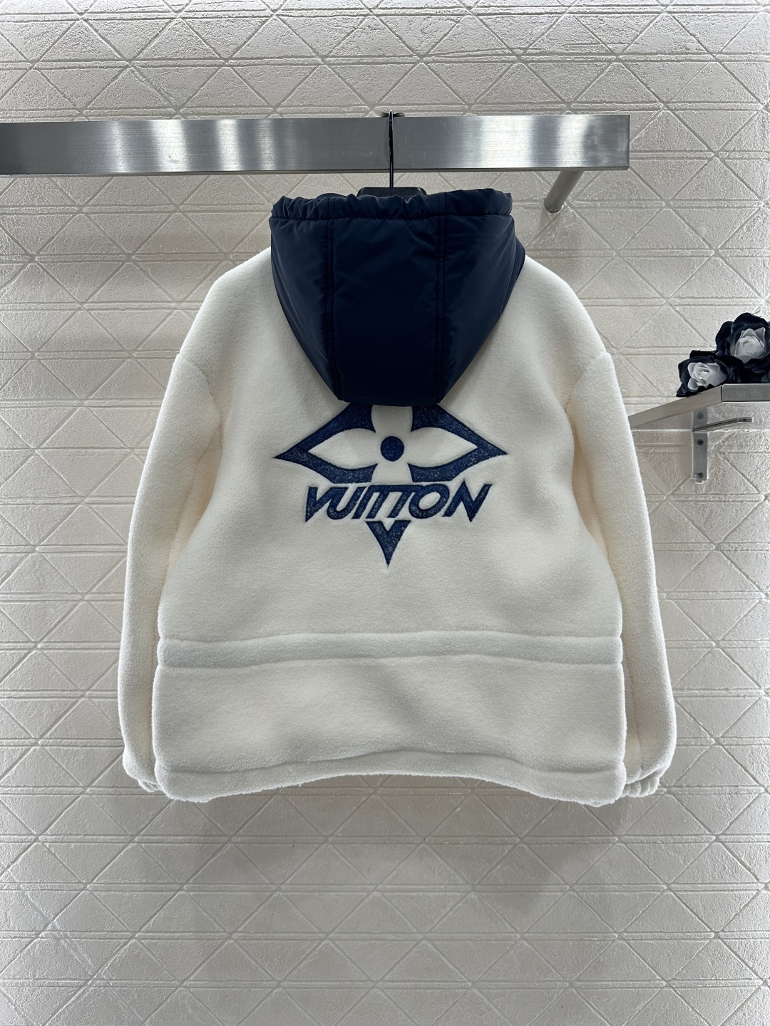 ♥Louis vuitto*♥2025新品上架 连帽拼色泰迪外套定制YB泰迪羊羔毛材质，成衣质感品相绝佳