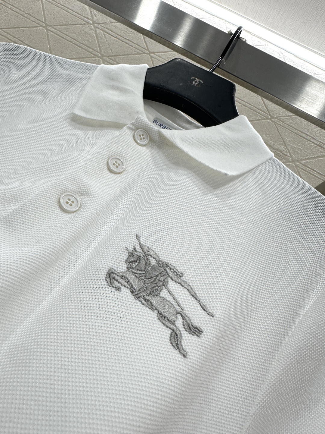 ♥BBR*♥2026新品上架 翻领𝑝𝑜𝑙𝑜短袖定制YB朱地全棉材质，自带空洞，穿搭吸湿透气，品相十足，翻