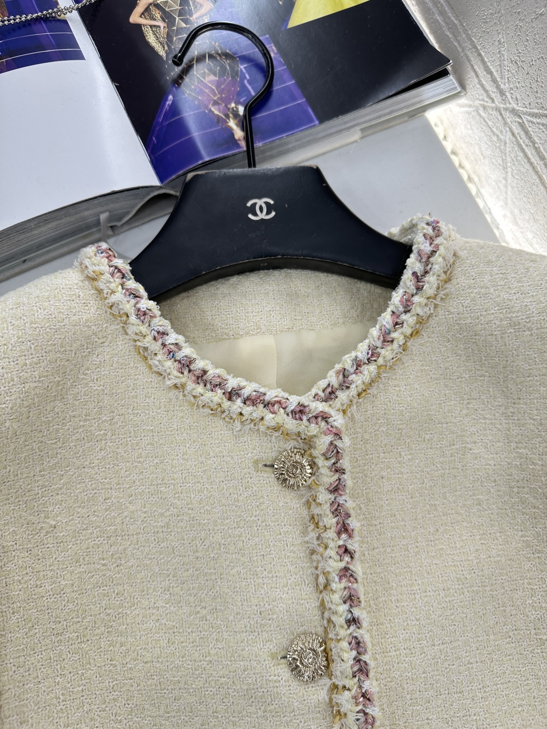 ♥Chane*♥2026新品上架 圆领捆边外套定制YB进口粗纺羊毛呢材质，质感高级，品相十足，圆领洋装外