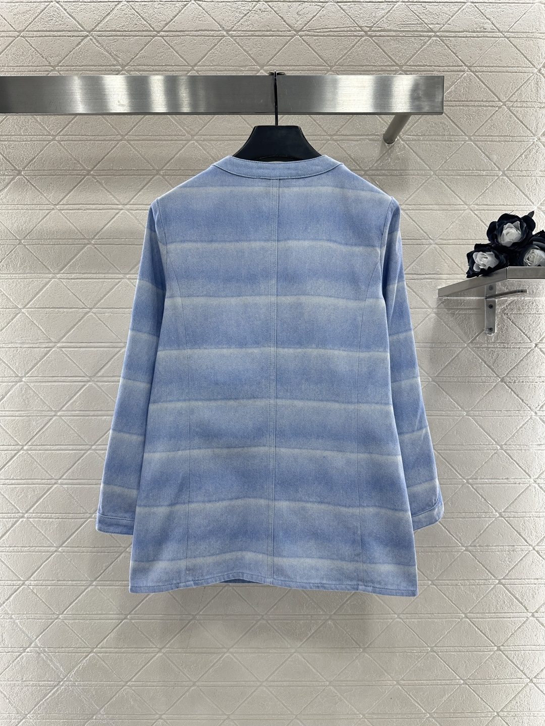 ♥Chane*♥2026新品上架 激光对条牛仔廓形上衣定制YB斜纹棉牛仔材质，质感高级，穿搭有型，圆领宽