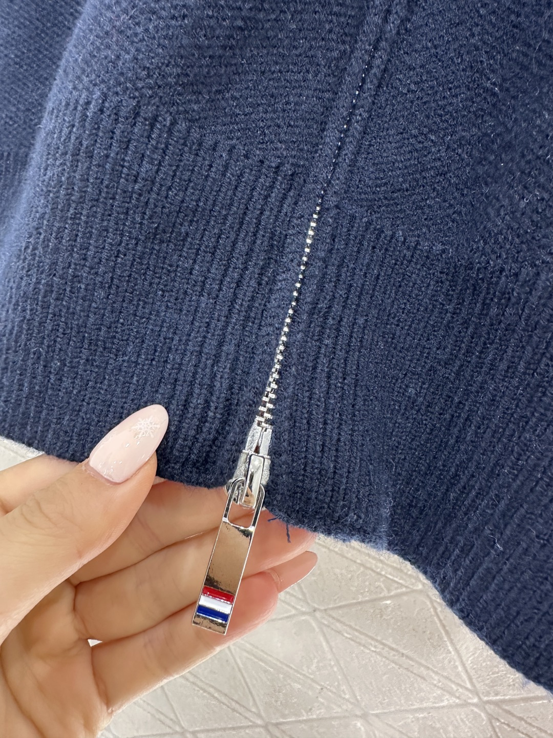 ♥Thom Brown*♥2025新品上架 针织立领棒球式外套定制YB羊毛纱线织造，质感柔软，保暖亲肤，