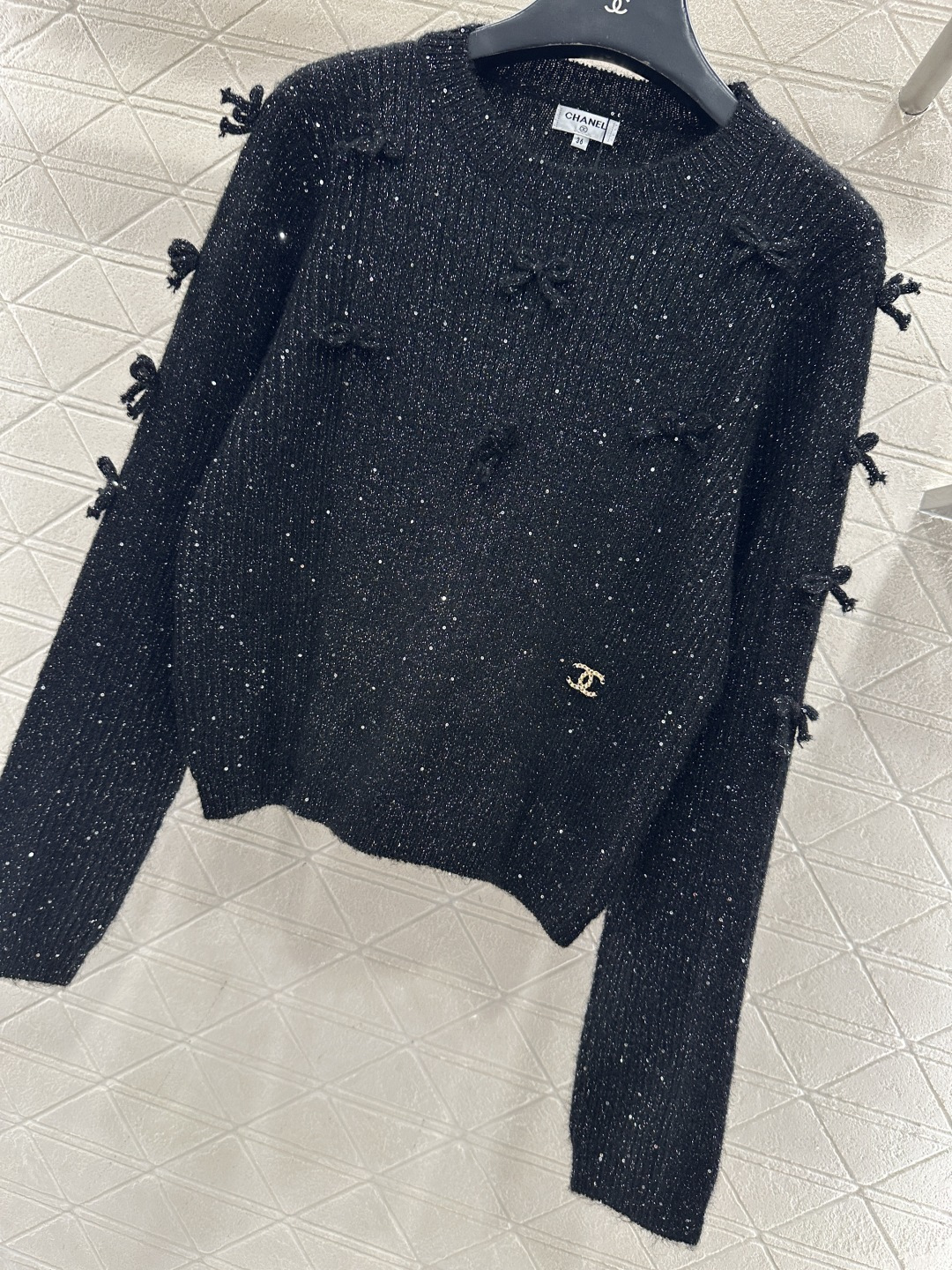 ♥Chane*♥2026新品上架 蝴蝶结亮片套头毛衣定制YB进口纱线织造，柔软细腻，穿搭舒适，圆领套头毛