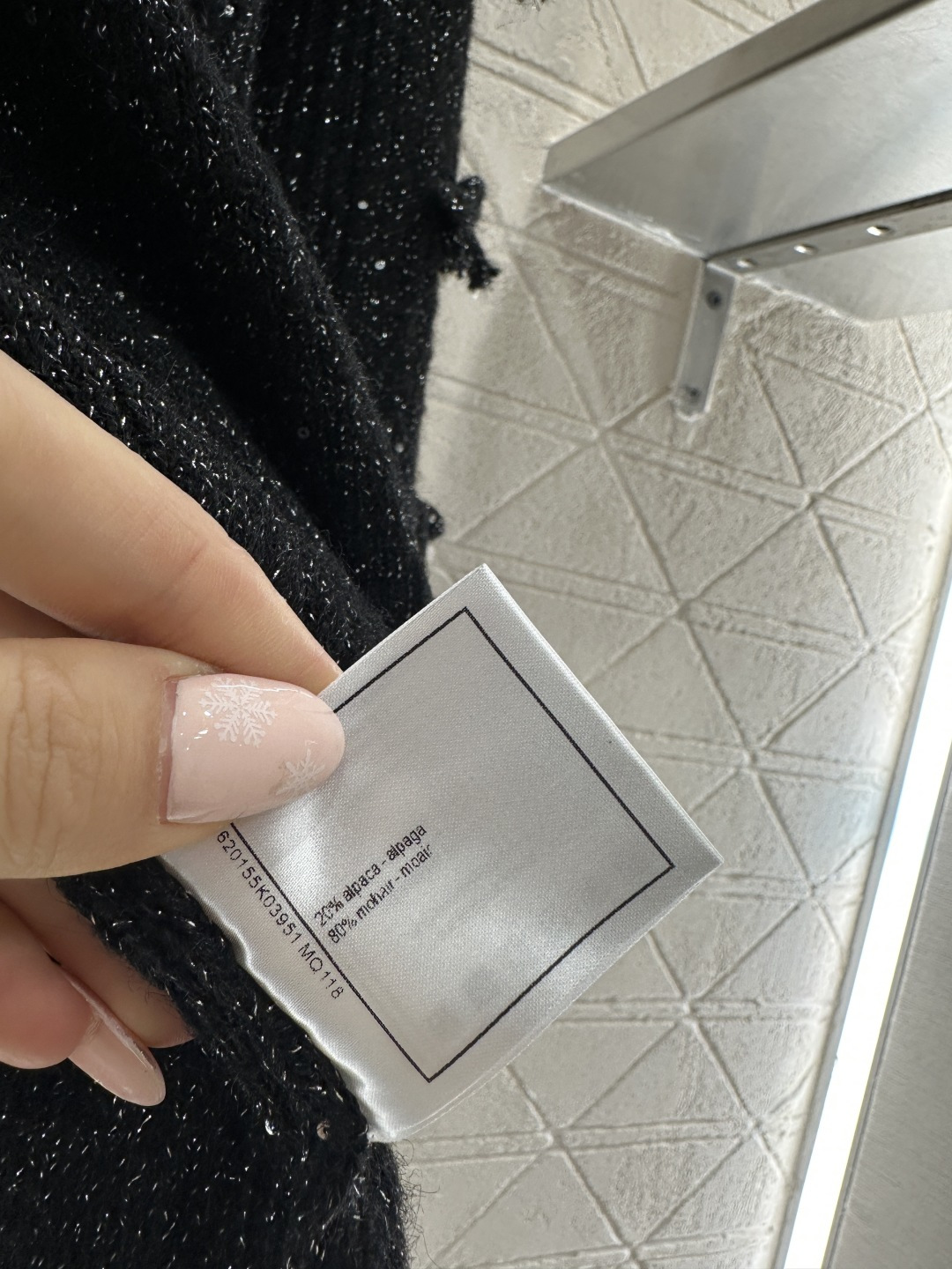 ♥Chane*♥2026新品上架 蝴蝶结亮片套头毛衣定制YB进口纱线织造，柔软细腻，穿搭舒适，圆领套头毛