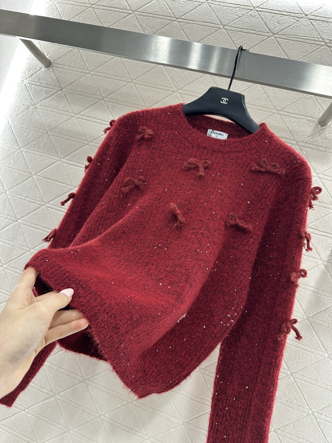 ♥Chane*♥2026新品上架 蝴蝶结亮片套头毛衣定制YB进口纱线织造，柔软细腻，穿搭舒适，圆领套头毛