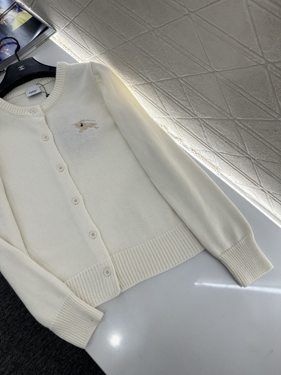 ♥BBR*♥2026新品上架 贺岁刺绣圆领针织开衫新年贺岁系列#定制YB羊绒羊毛针织材质，质感高级，舒适