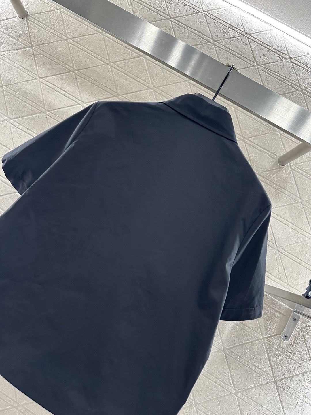 ♥Prad*♥2026新品上架 翻领短袖衬衫定制YB斜纹全棉材质，质感细腻，穿搭舒适，短袖衬衫版型，上衣