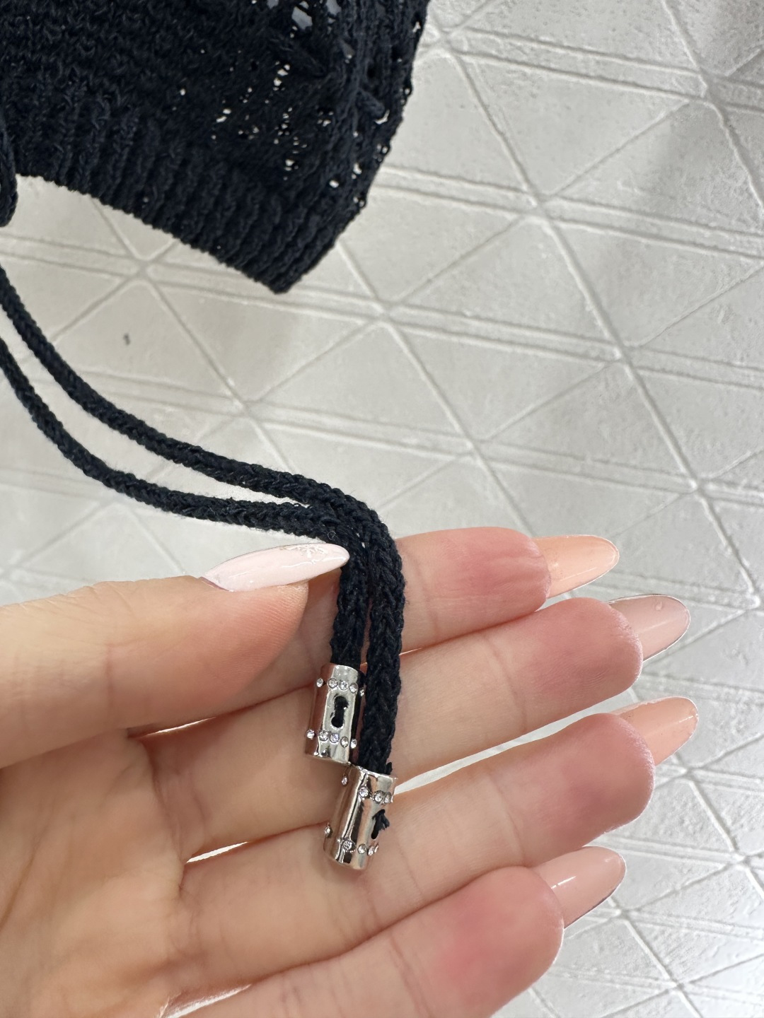 ♥Chane*♥2026新品上架 镂空抽绳针织吊带背心定制YB棉毛纱线织造，质感舒适，柔软弹力，平口领立