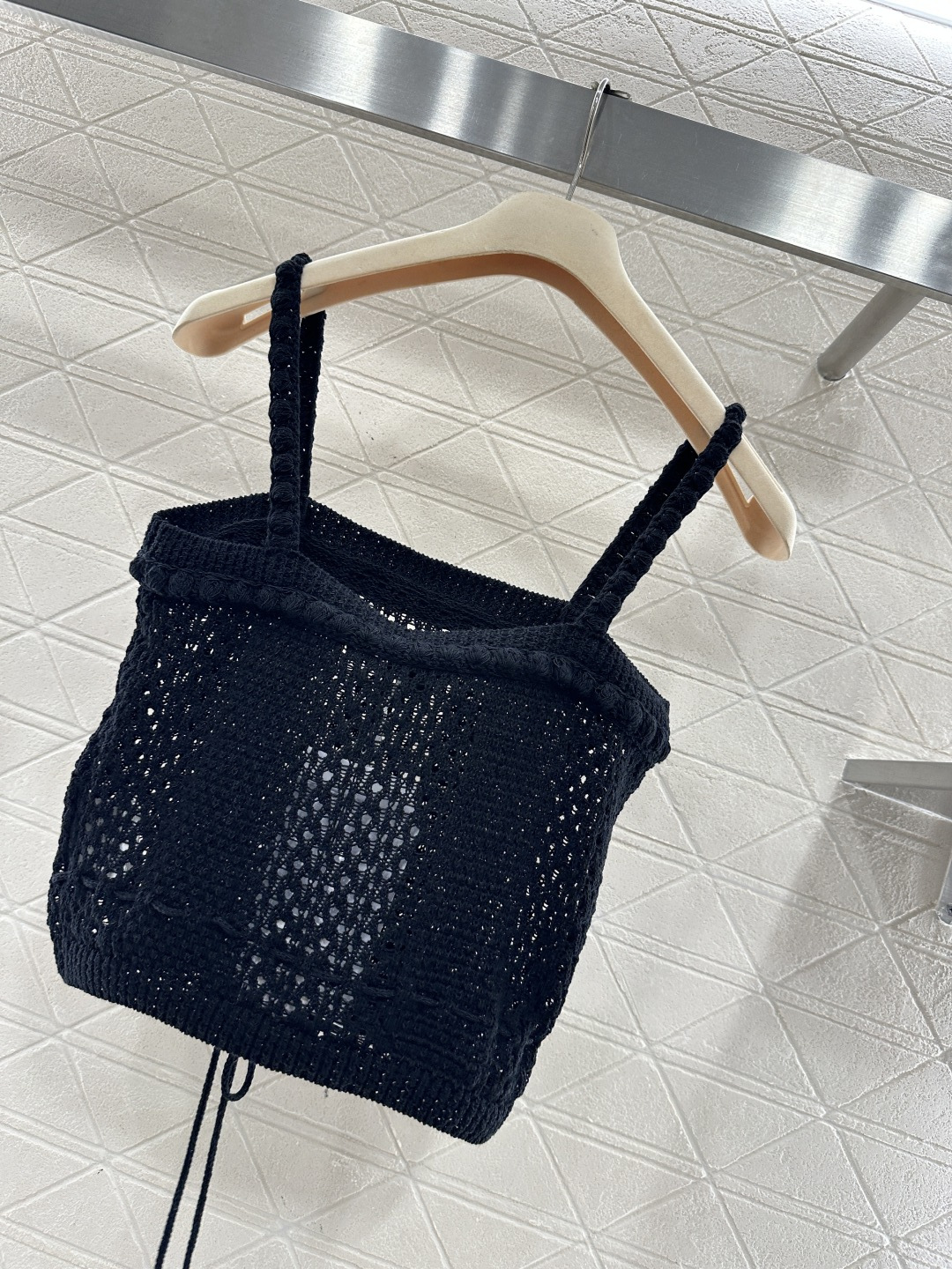 ♥Chane*♥2026新品上架 镂空抽绳针织吊带背心定制YB棉毛纱线织造，质感舒适，柔软弹力，平口领立