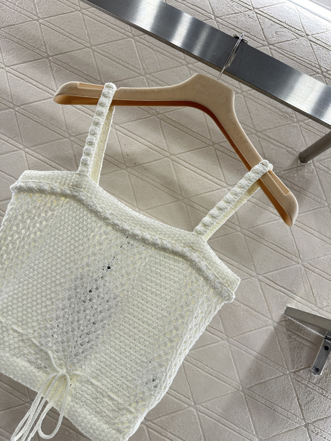 ♥Chane*♥2026新品上架 镂空抽绳针织吊带背心定制YB棉毛纱线织造，质感舒适，柔软弹力，平口领立