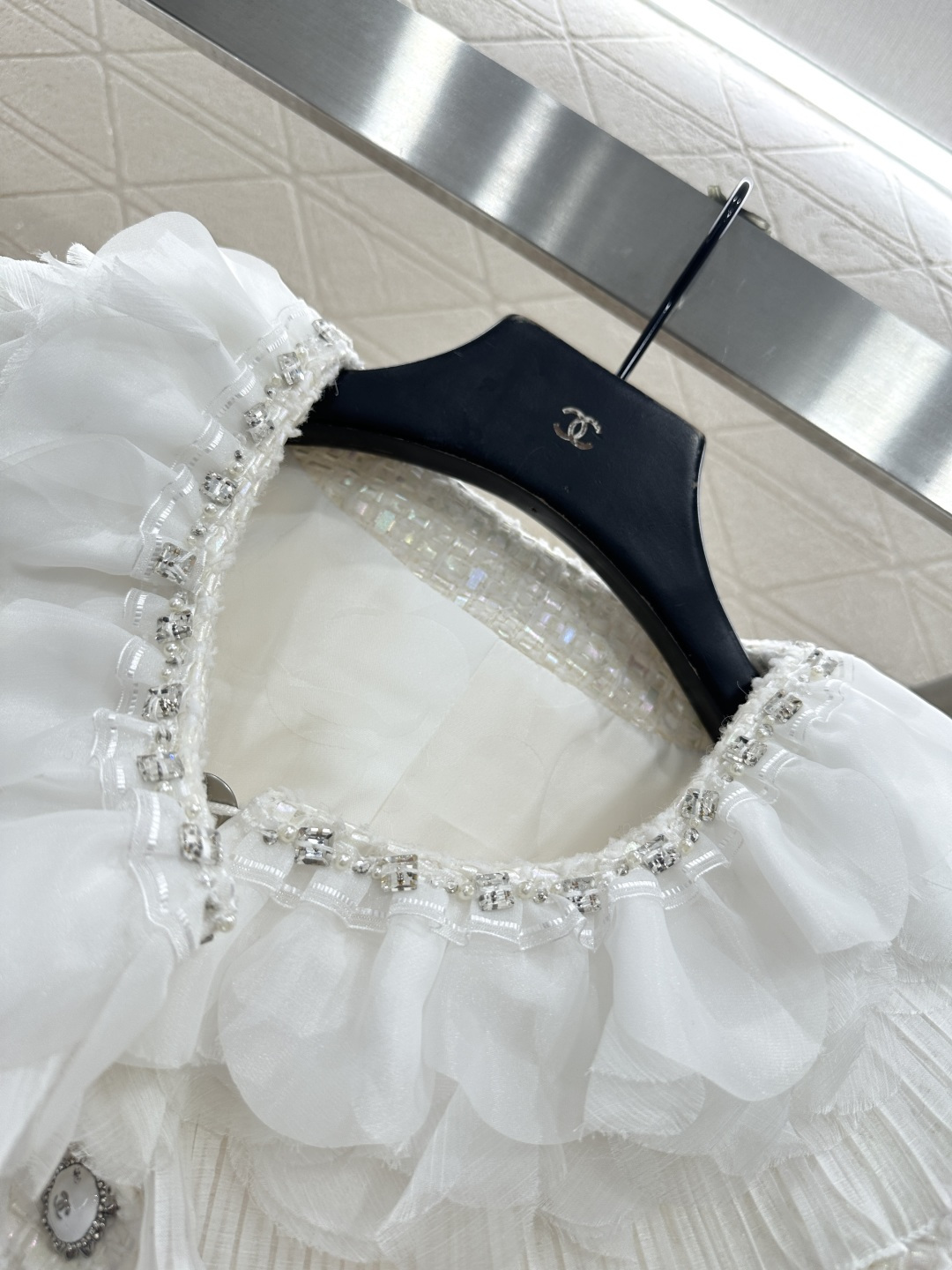 ♥Chane*♥2026新品上架 层叠花边洋装短裤套装定制YB进口粗纺羊毛呢材质，质感高级，品相十足，翻