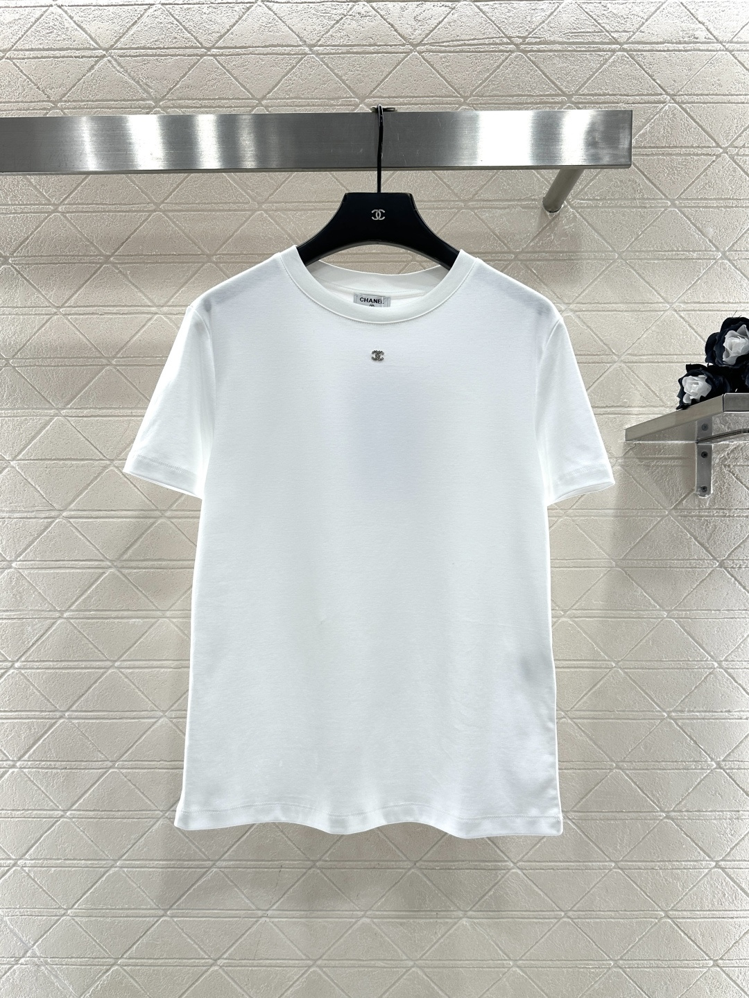 ♥Chane*♥2026新品上架 圆领钉珠徽标𝑇𝑒𝑒定制YB丝光全棉材质，质感细腻，舒适透气，常规短袖T