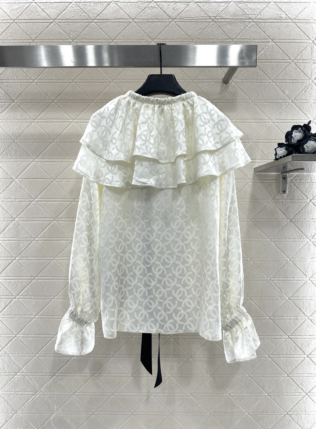 ♥Chane*♥2026新品上架 提花双C暗纹花边披肩衬衫定制YB进口百分百重磅真丝材质，质感光泽，舒适