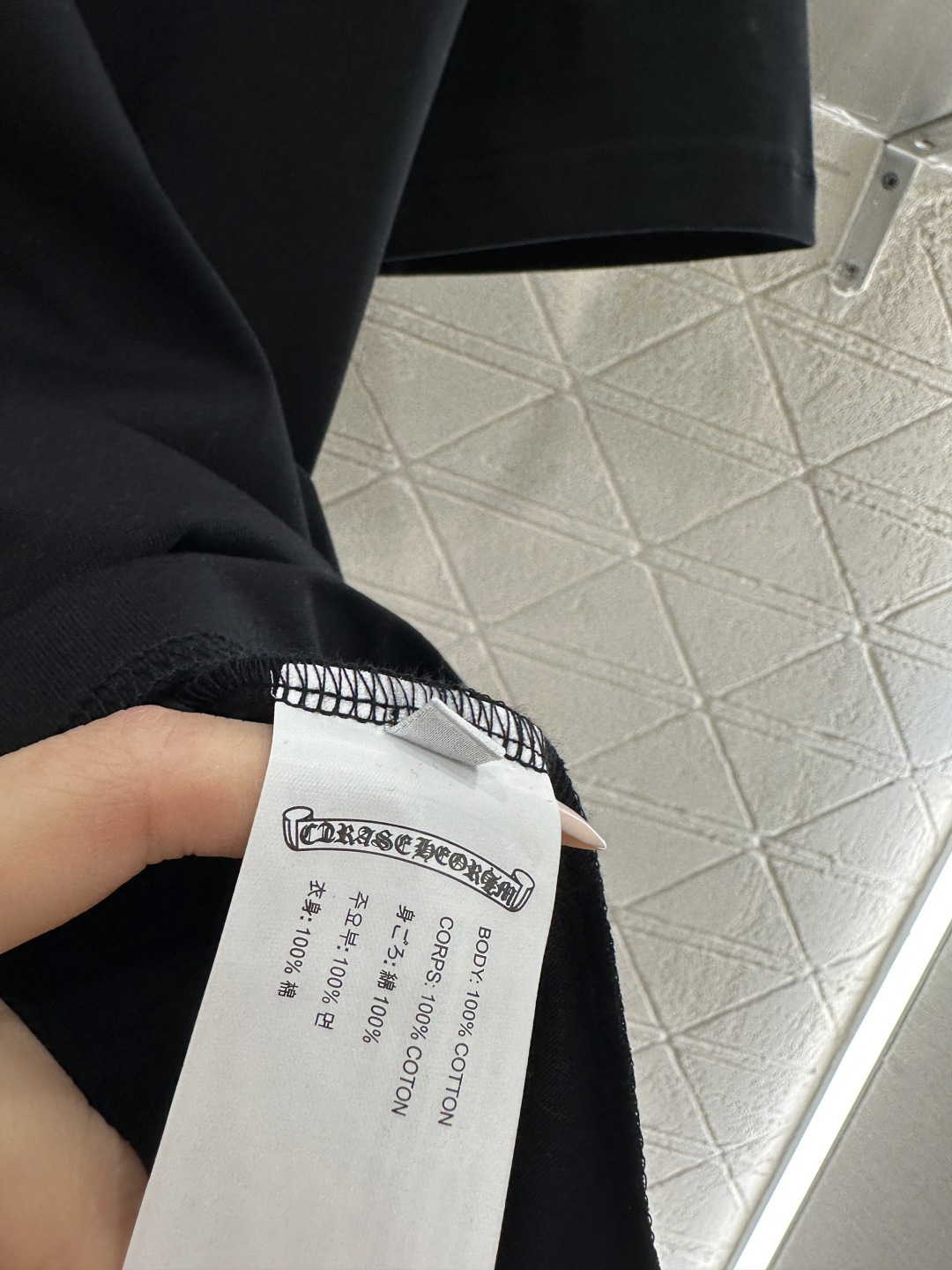 ♥Chrome hear*♥2026新品上架 圆领烫钻克罗心徽标𝑇𝑒𝑒定制YB原生全棉材质，质感细腻，舒