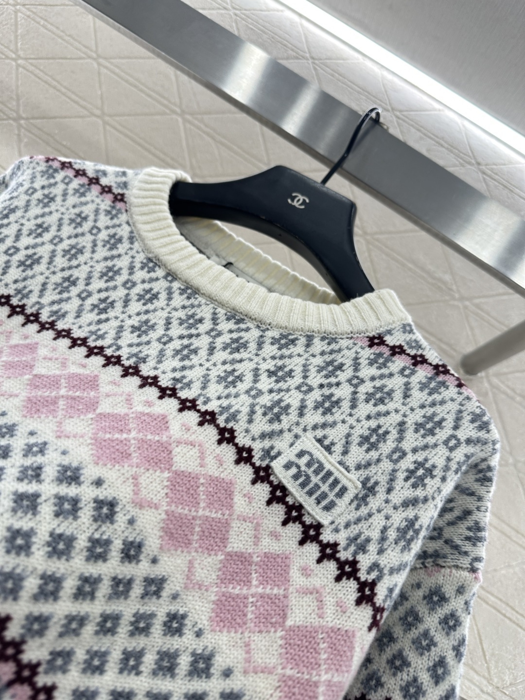 ♥Miumi*♥2026新品上架 圆领费尔岛套头毛衣定制YB羊毛纱线织造，穿搭舒适，质感十足，圆领短款套