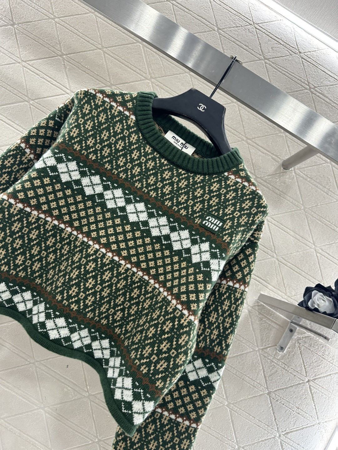 ♥Miumi*♥2026新品上架 圆领费尔岛套头毛衣定制YB羊毛纱线织造，穿搭舒适，质感十足，圆领短款套