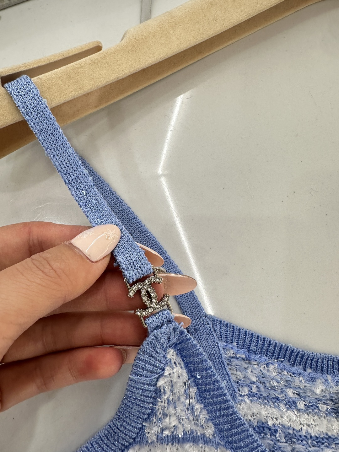 ♥Chane*♥2026新品上架 流苏针织吊带背心定制YB棉毛纱线织造，质感高级，穿搭洋气，平口领针织吊