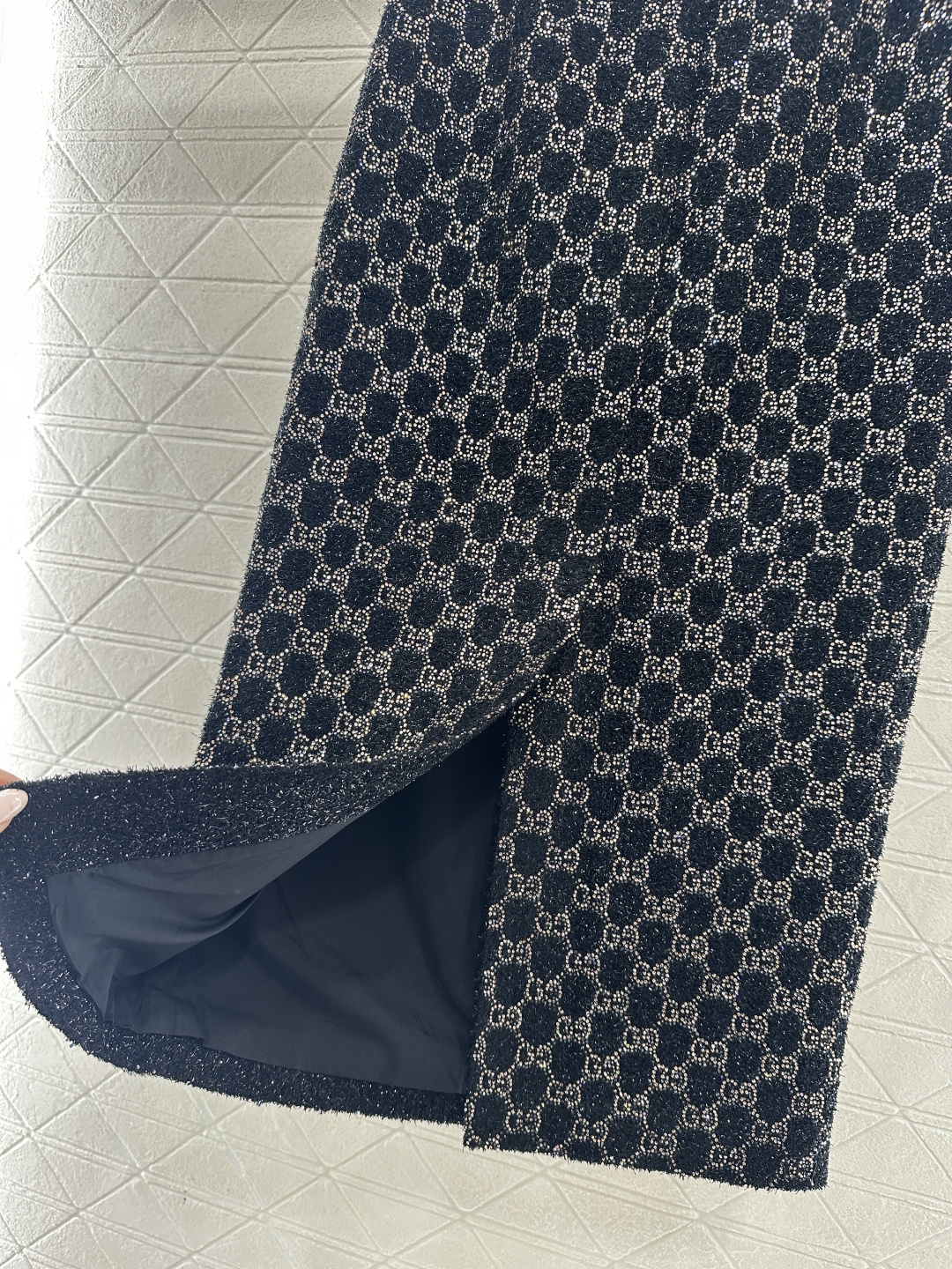 ♥Gucc*♥2026新品上架 重工烫钻短袖半裙套装定制YB进口棉毛材质，质感高级，肌理明显，翻领半开襟