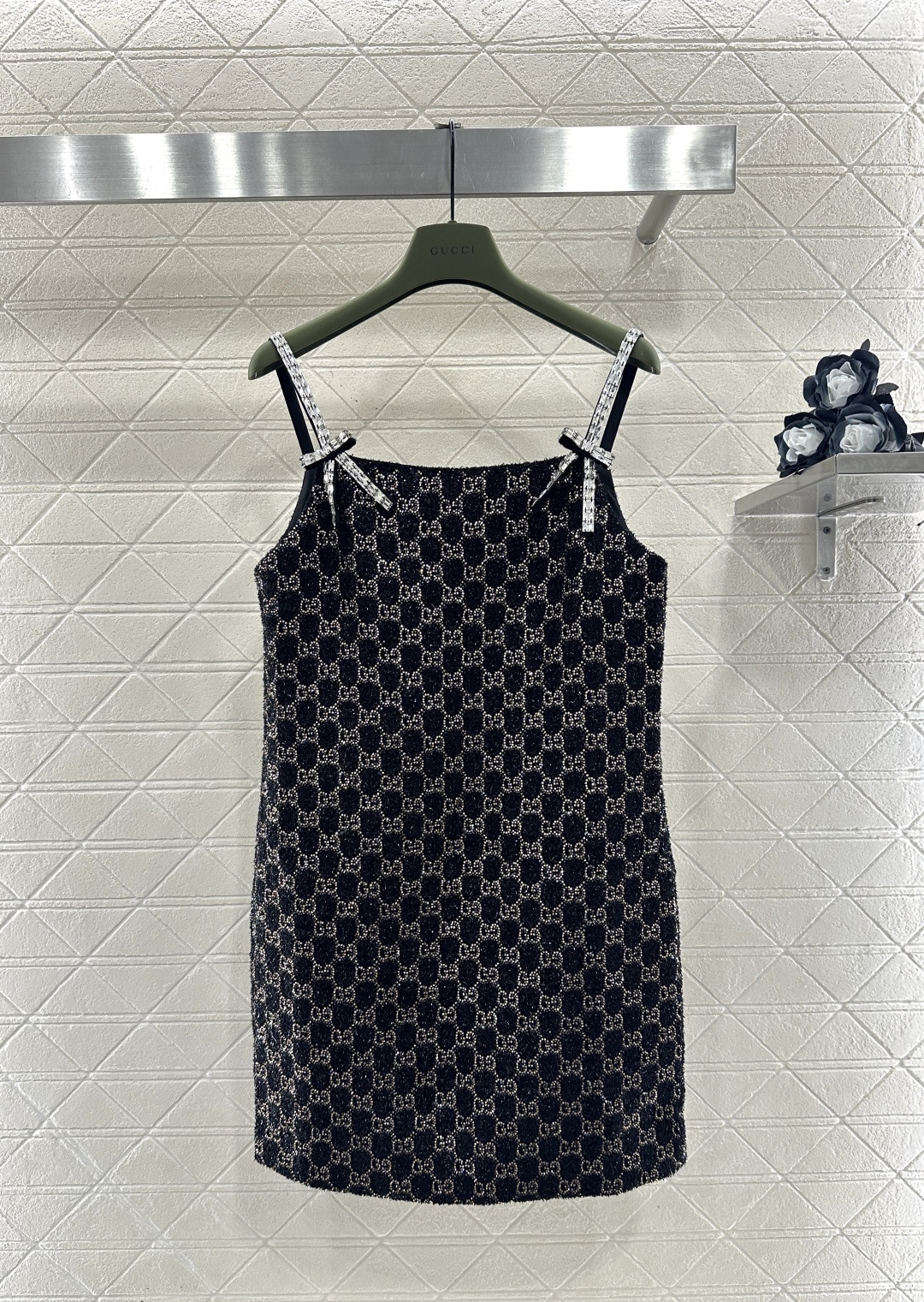 ♥Gucc*♥ 2025新品上架 重工烫钻洋装吊带裙定制YB进口棉毛材质，肌理明显，质感高级，致力还原平