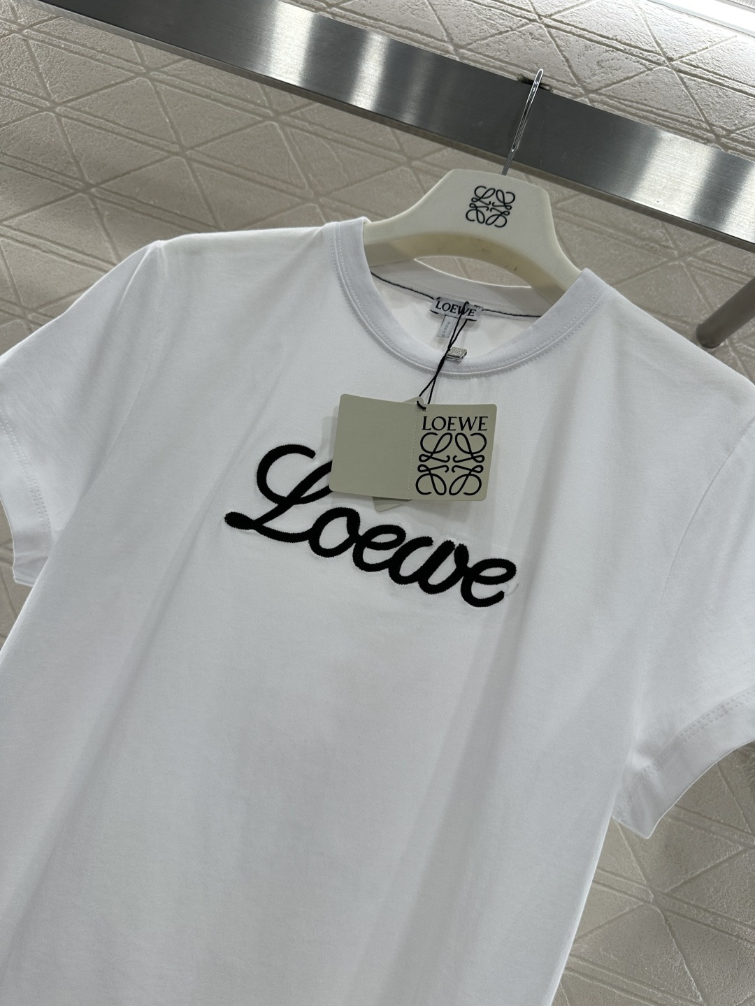 ♥Loew*♥2026新品上架 立体刺绣徽标𝑇𝑒𝑒定制YB原生全棉材质，透气舒适，质感十足，常规短袖T恤