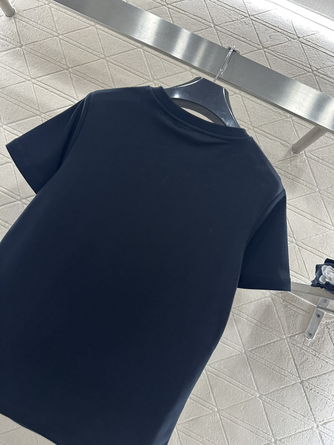 ♥Celin*♥2026新品上架 立体钉珠徽标𝑇𝑒𝑒定制YB丝光全棉材质，透气舒适，质感十足，修身短袖T