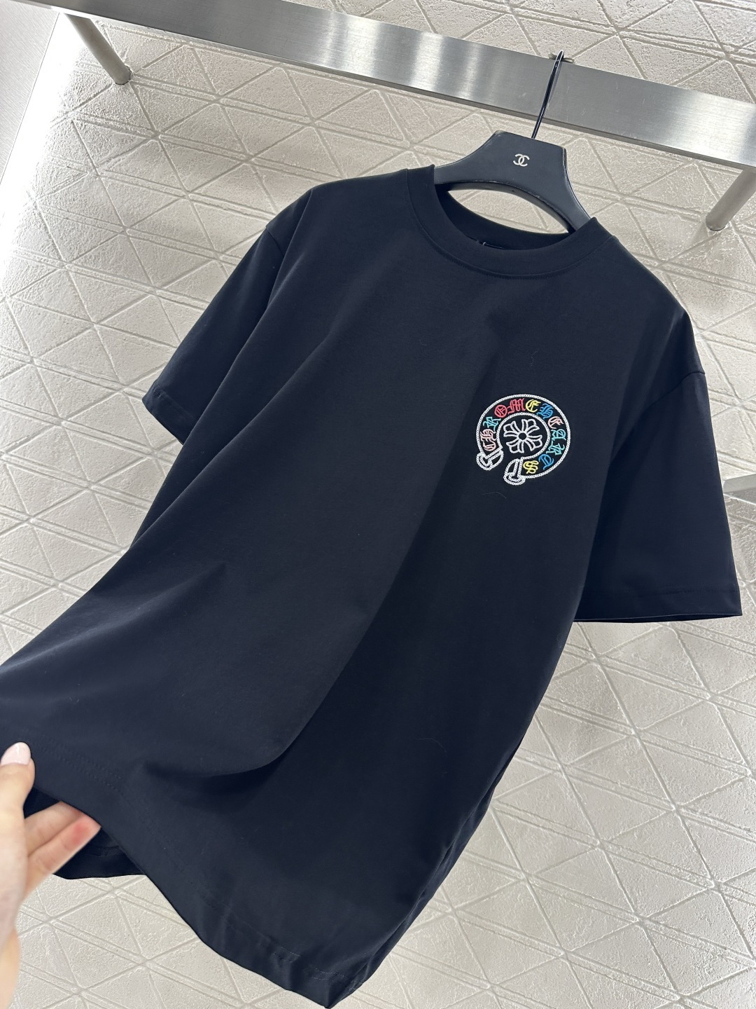 ♥Chrome hear*♥2026新品上架 圆领彩色刺绣克罗心徽标𝑇𝑒𝑒定制YB原生全棉材质，质感细腻