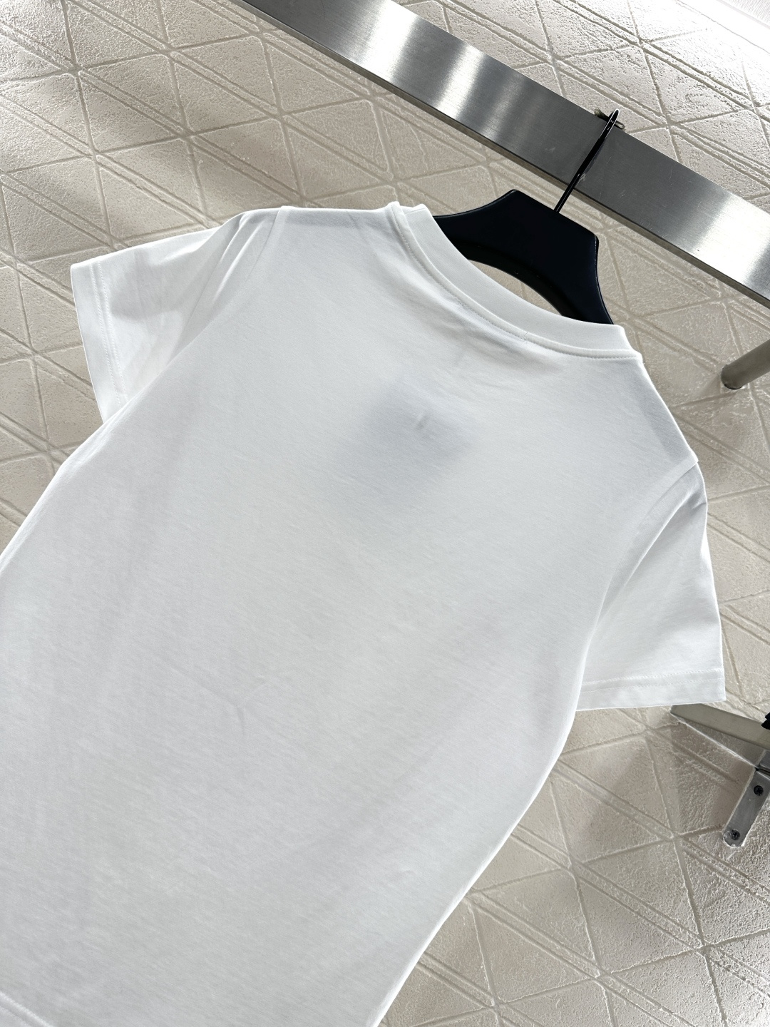 ♥Dio*♥2026新品上架 立体钉珠徽标𝑇𝑒𝑒定制YB丝光全棉材质，透气舒适，质感十足，修身短袖T恤，