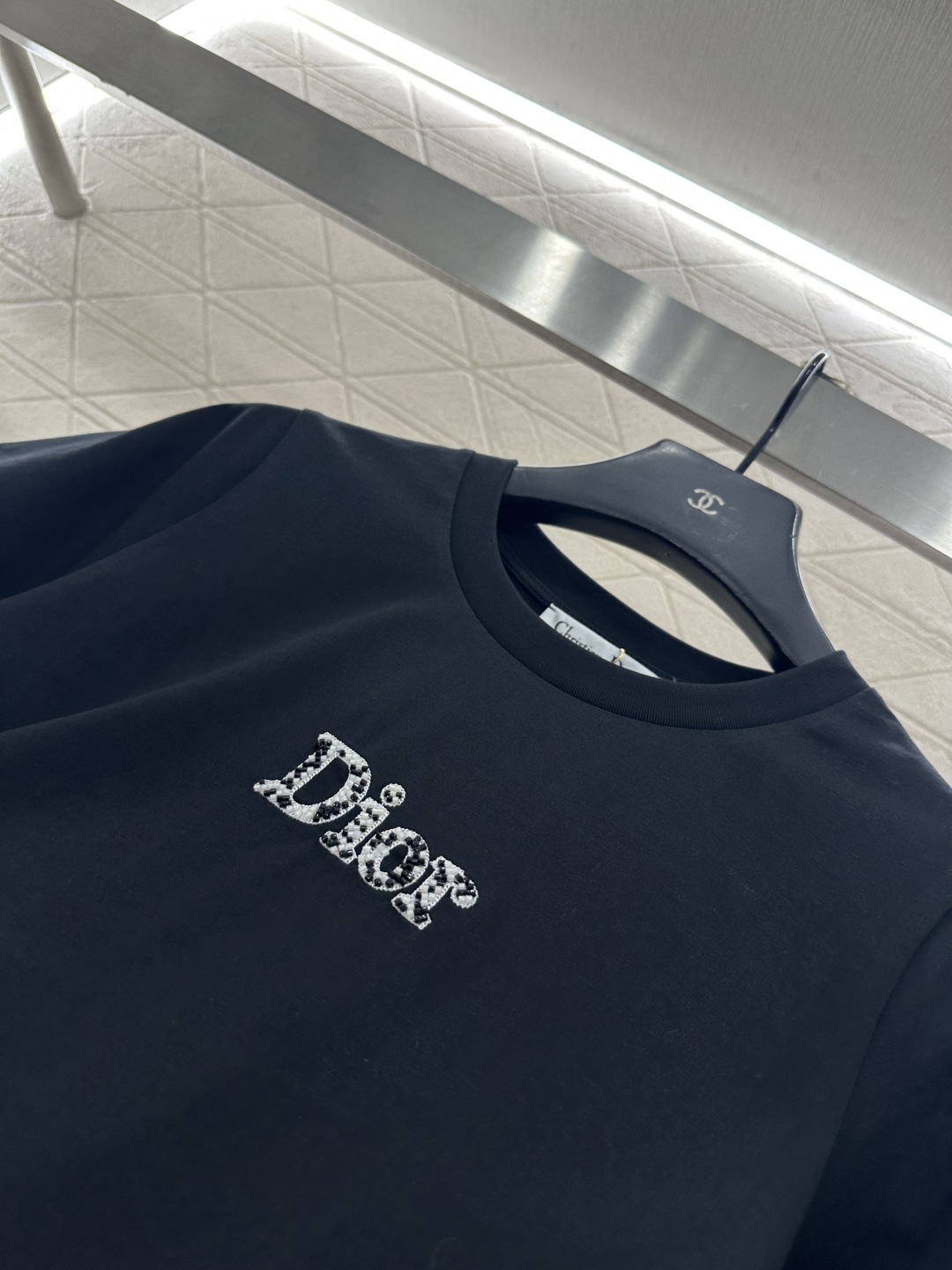 ♥Dio*♥2026新品上架 立体钉珠徽标𝑇𝑒𝑒定制YB丝光全棉材质，透气舒适，质感十足，修身短袖T恤，