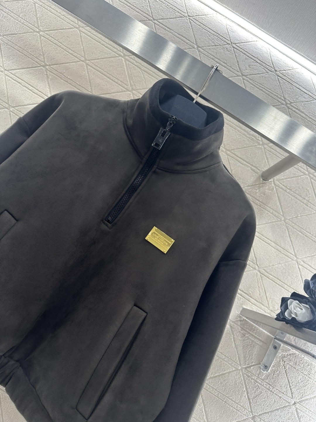 ♥Louis vuitto*♥2026新品上架 半开襟卫衣长裤套装定制YB进口麂皮短绒磨毛材质，柔软亲肤