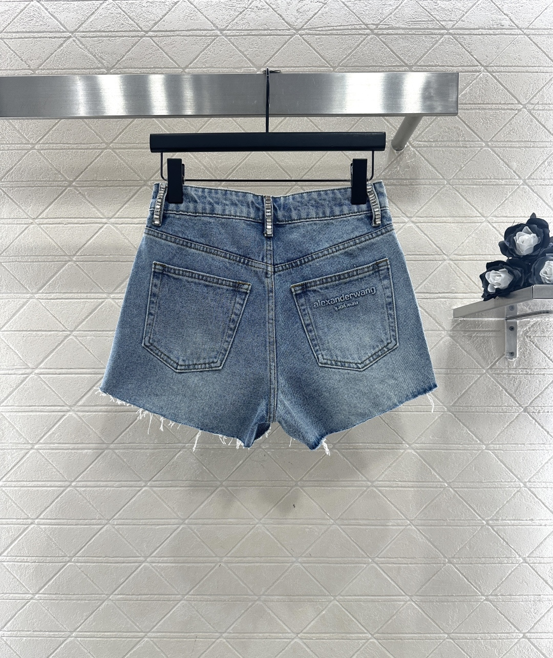 ♥Alexander wan*♥2026新品上架 牛仔水钻订珠短裤定制YB斜纹棉牛仔材质，质感高级，挺括