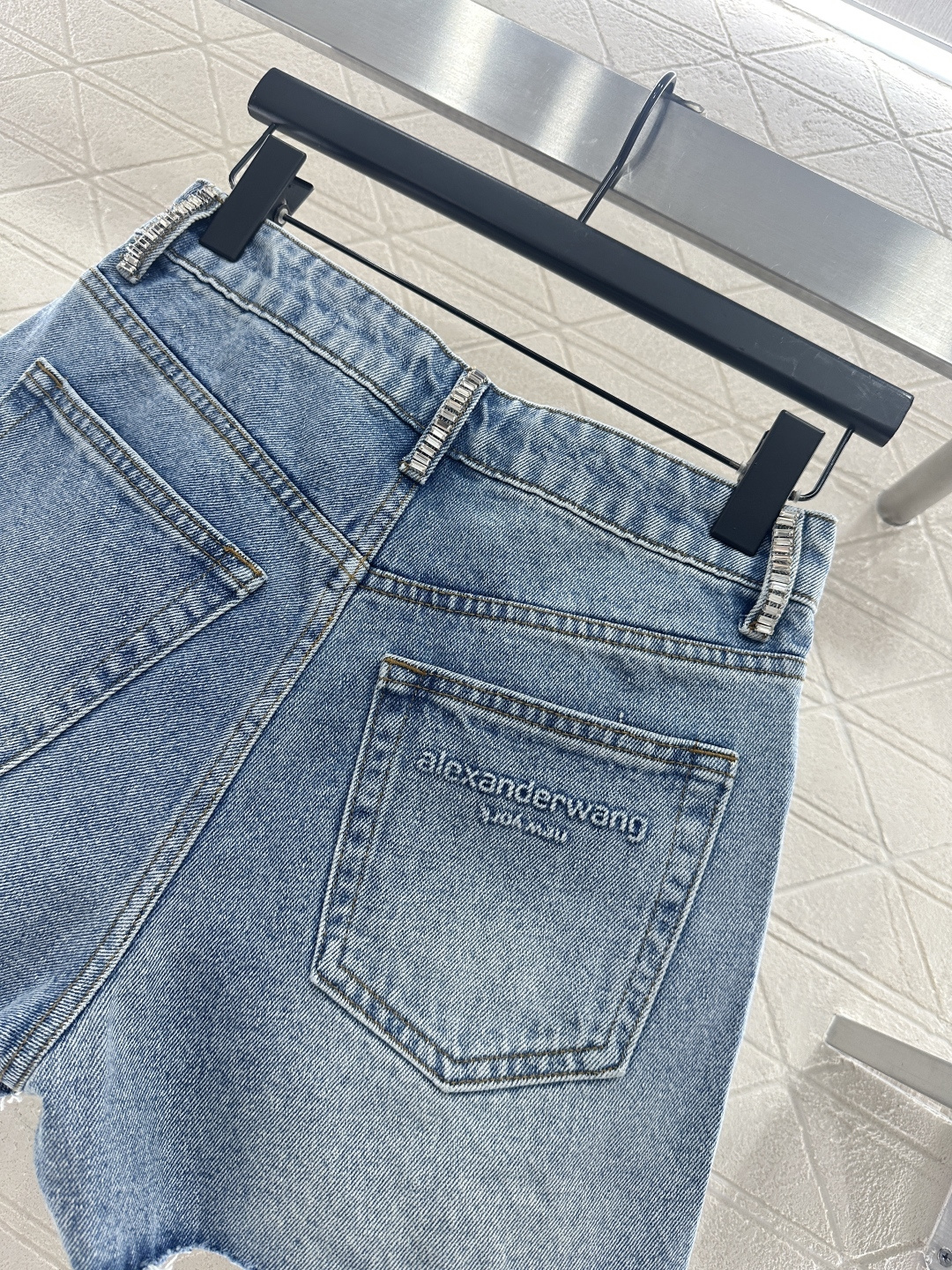 ♥Alexander wan*♥2026新品上架 牛仔水钻订珠短裤定制YB斜纹棉牛仔材质，质感高级，挺括