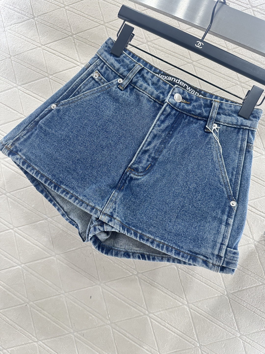 ♥Alexander wan*♥2026新品上架 牛仔前挡式裙裤定制YB斜纹棉牛仔材质，质感高级，挺括有