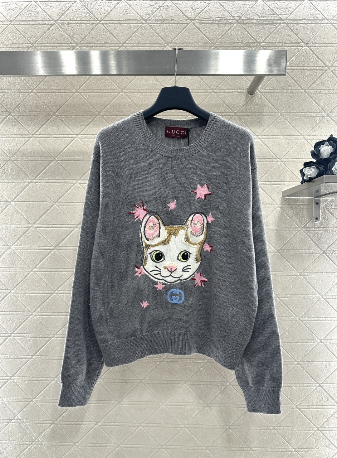 ♥Gucc*♥2026新品上架 可爱小猫针织套头毛衣定制YB羊毛纱线织造，穿搭舒适，质感十足，圆领宽松套