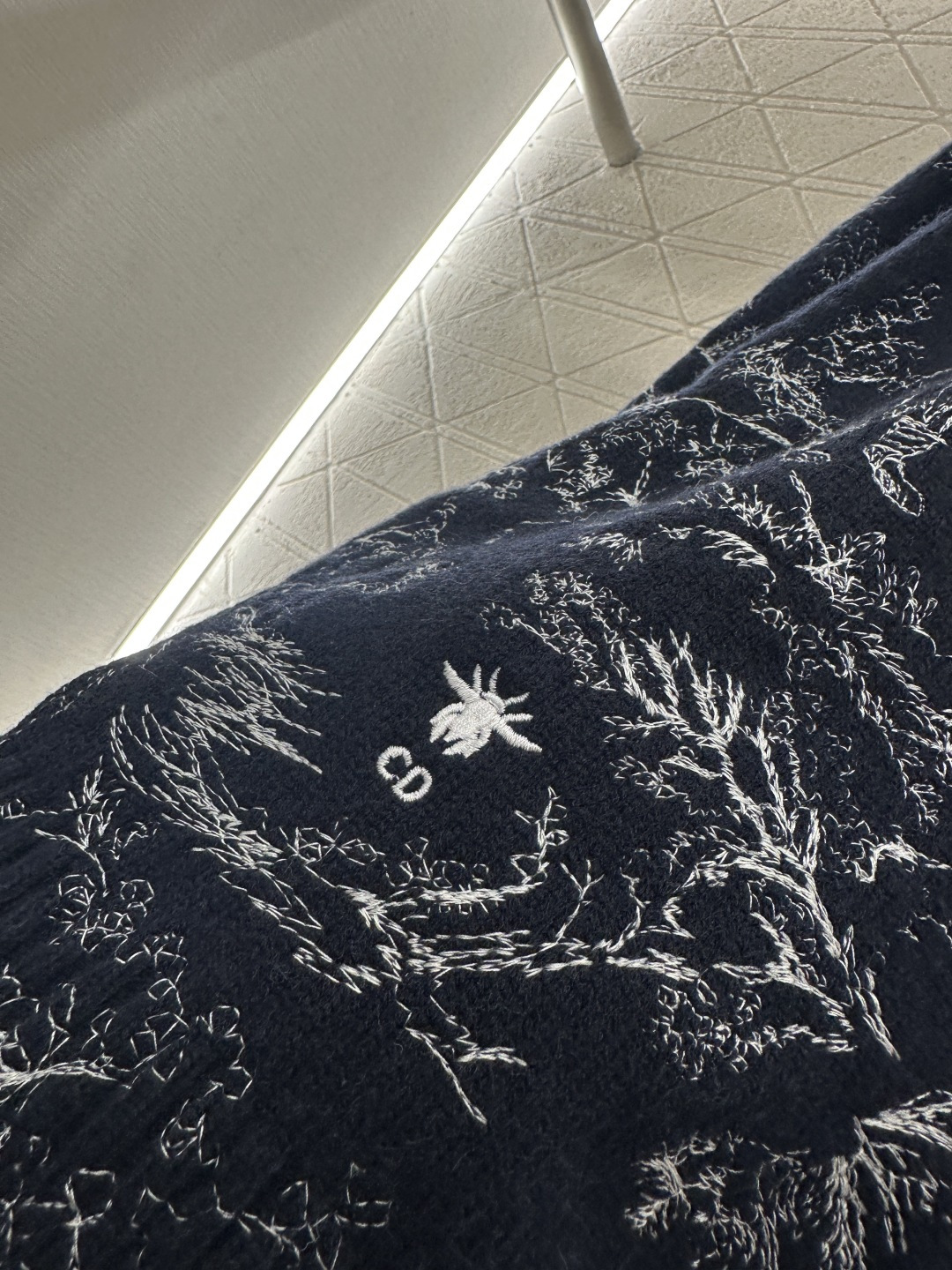 ♥Dio*♥2026新品上架 刺绣提花针织拉链外套定制YB羊毛纱线织造，穿搭舒适，质感十足，立领针织外套