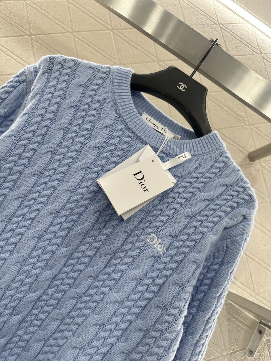 ♥Dio*♥2026新品上架 麻花竖条纹针织套头毛衣定制YB羊绒纱线织造，穿搭舒适，质感十足，圆领宽松套