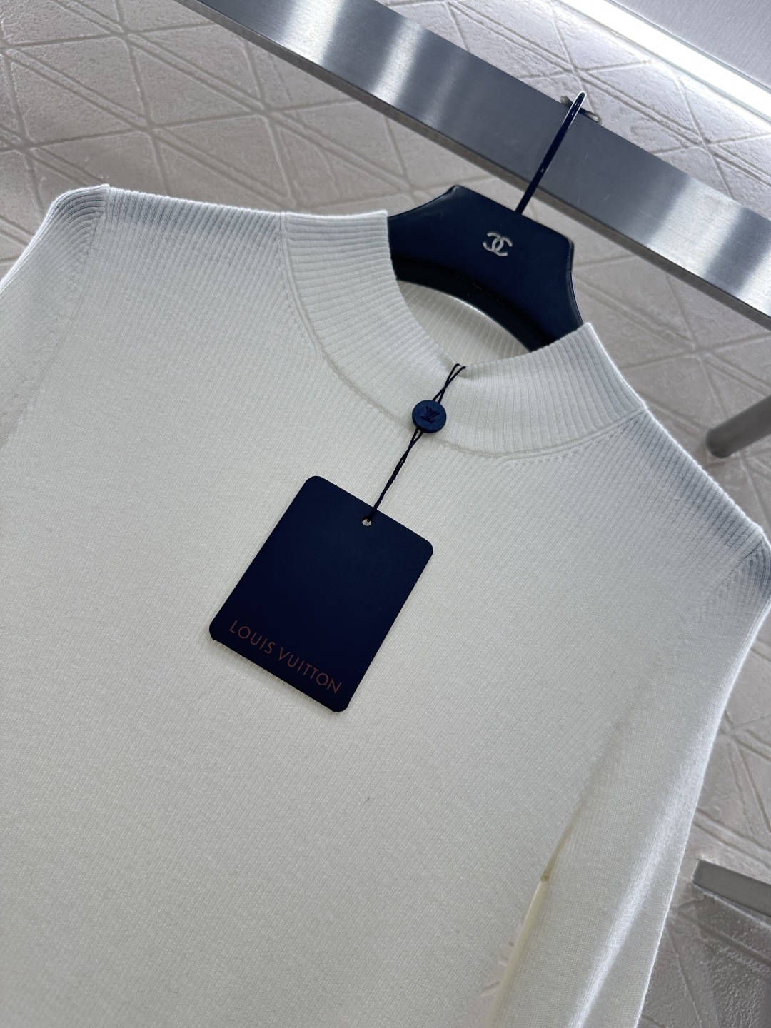 ♥Louis vuitto*♥2026新品上架 小高领徽标针织套头打底衫滑雪🎿系列#定制YB羊毛纱线织造