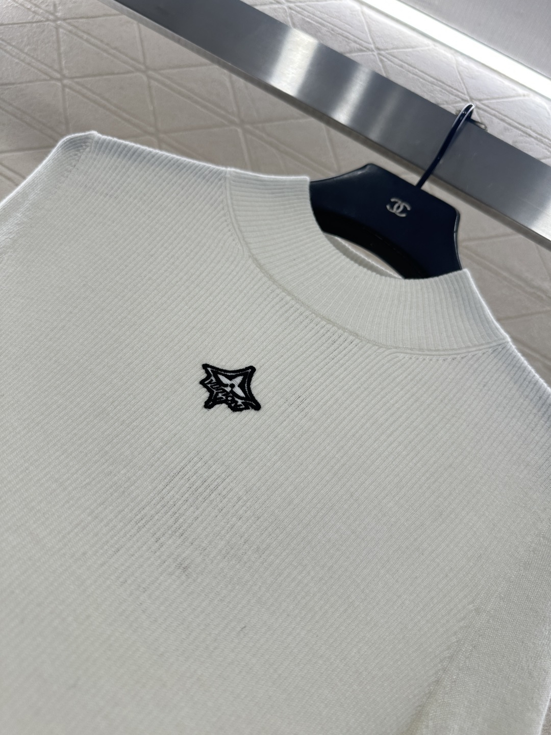 ♥Louis vuitto*♥2026新品上架 小高领徽标针织套头打底衫滑雪🎿系列#定制YB羊毛纱线织造