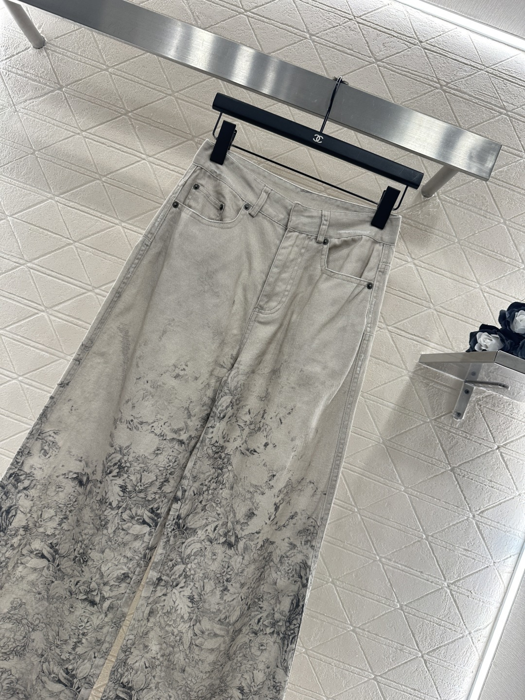 ♥Dio*♥2026新品上架 印花牛仔外套长裤套装定制YB斜纹棉牛仔材质，质感高级，品相十足，水洗工艺均