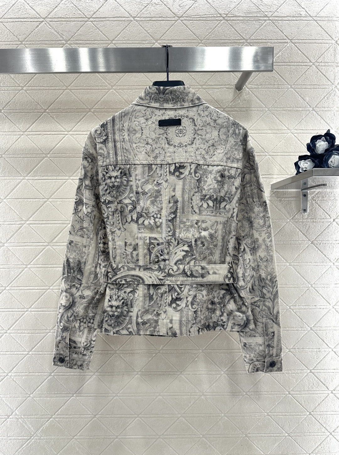 ♥Dio*♥2026新品上架 印花牛仔外套长裤套装定制YB斜纹棉牛仔材质，质感高级，品相十足，水洗工艺均